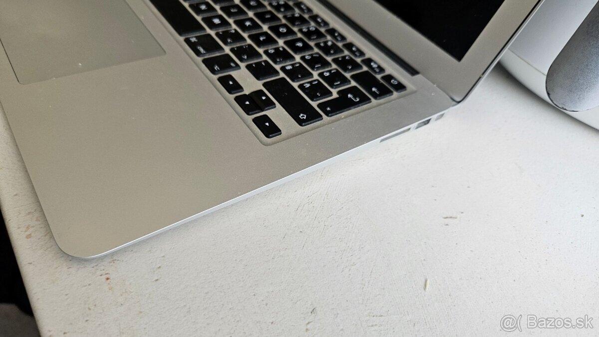 Macbook Air 2017 A1466 - padol soft, alebo sa pokazil disk - 3