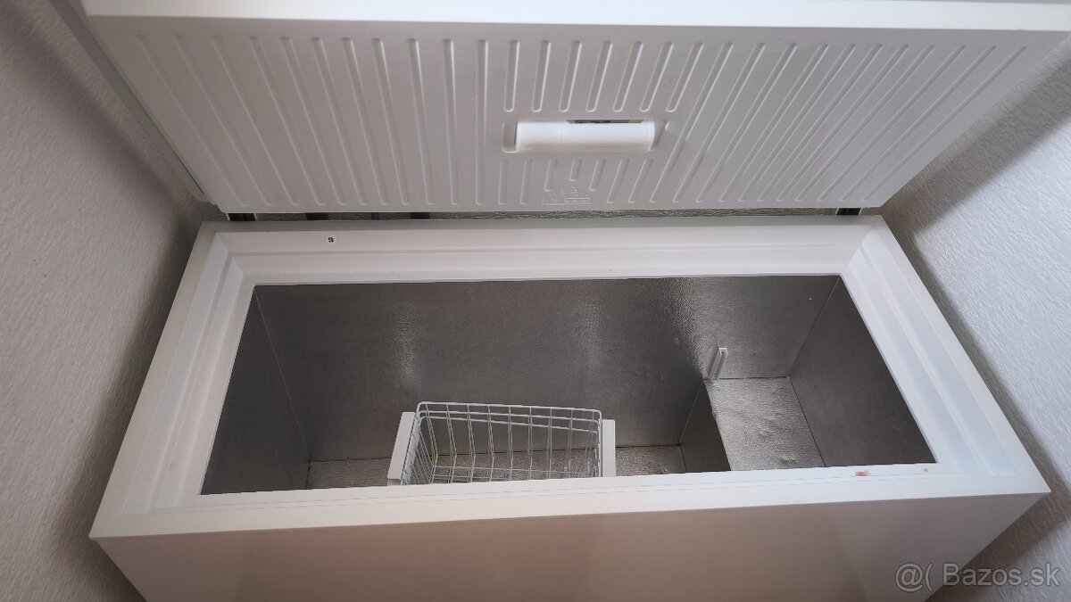Predám mraziaci box 299l - 3