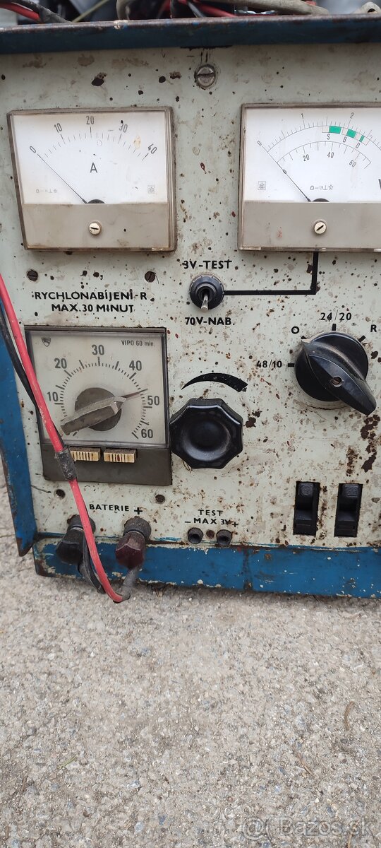 Nabíjačka autobatérií NB 22 - 3