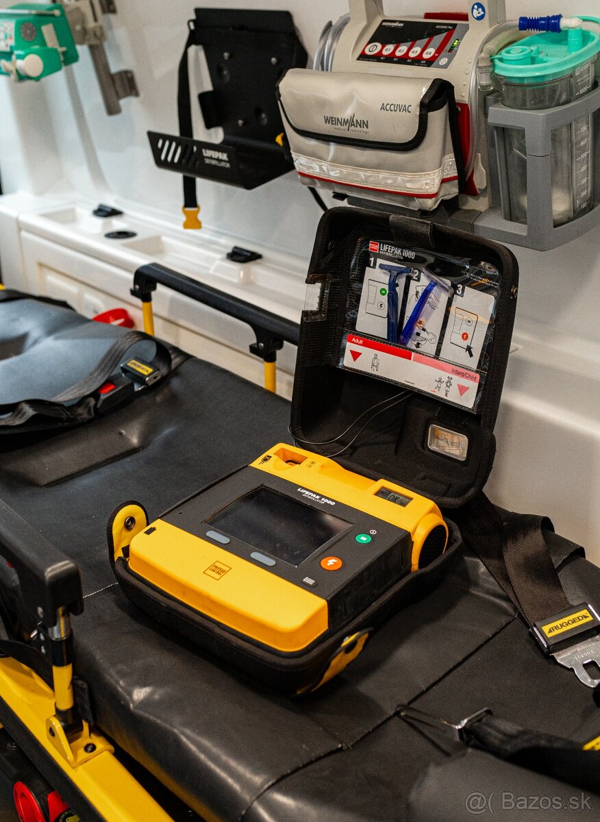 AED Lifepak1000 - 3