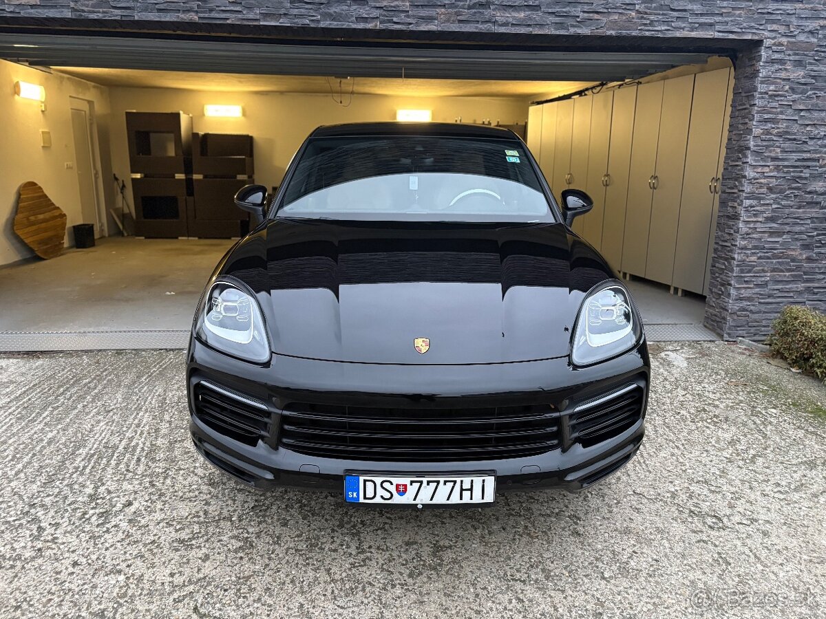 Porsche Cayenne Coupe model 2020 - 3