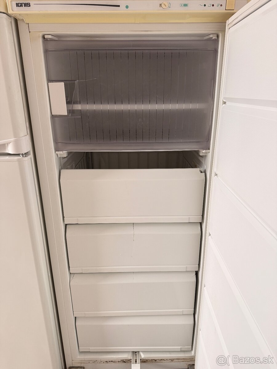Predám staršiu funkčnú mrazničku - 3