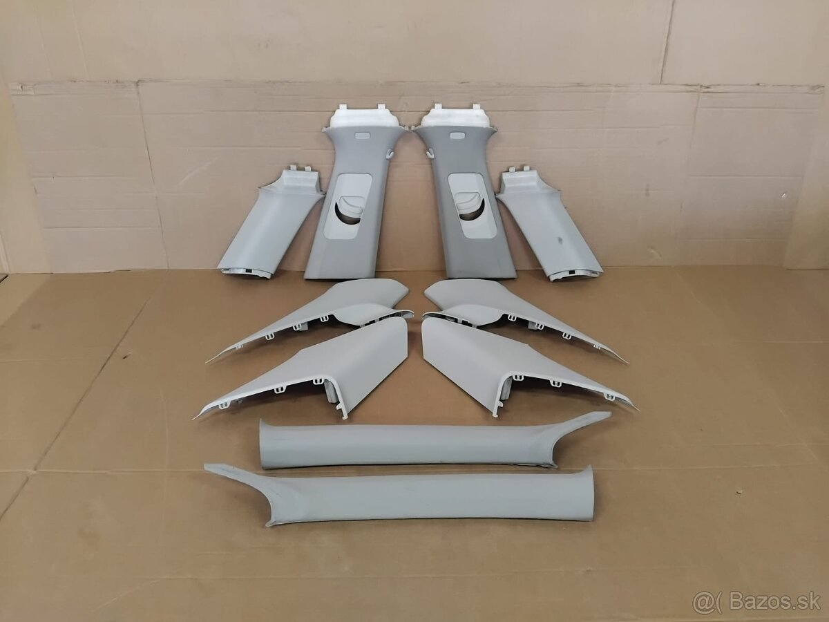 rozpredám interiér Superb 3 - 3