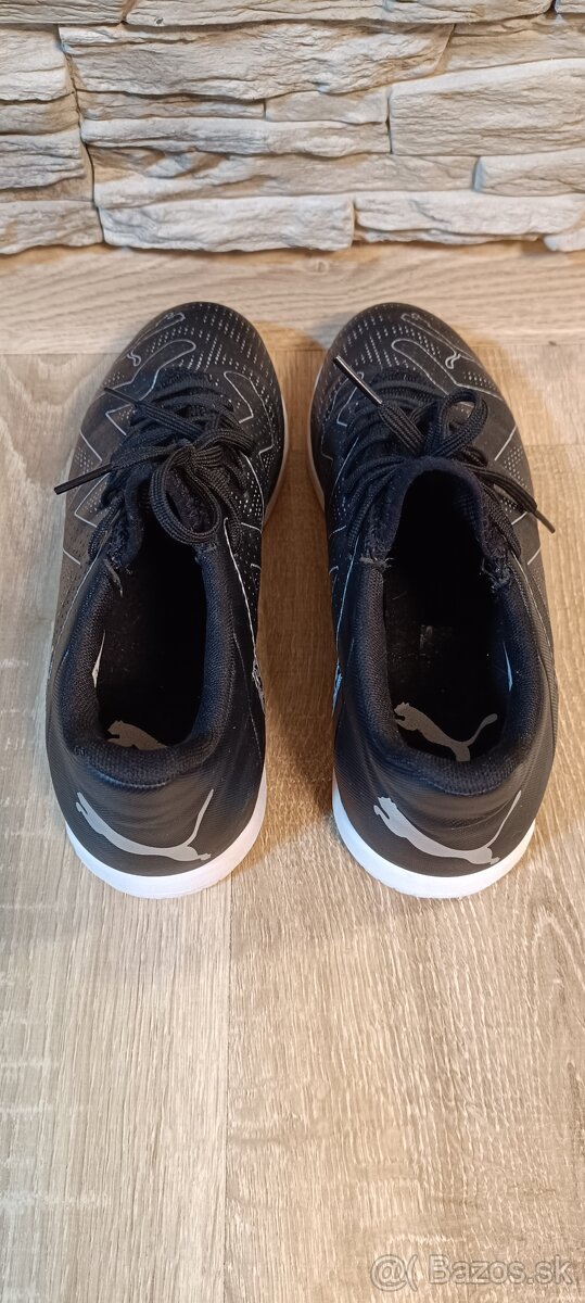 Halové tenisky, v. UK 8,5 - 3