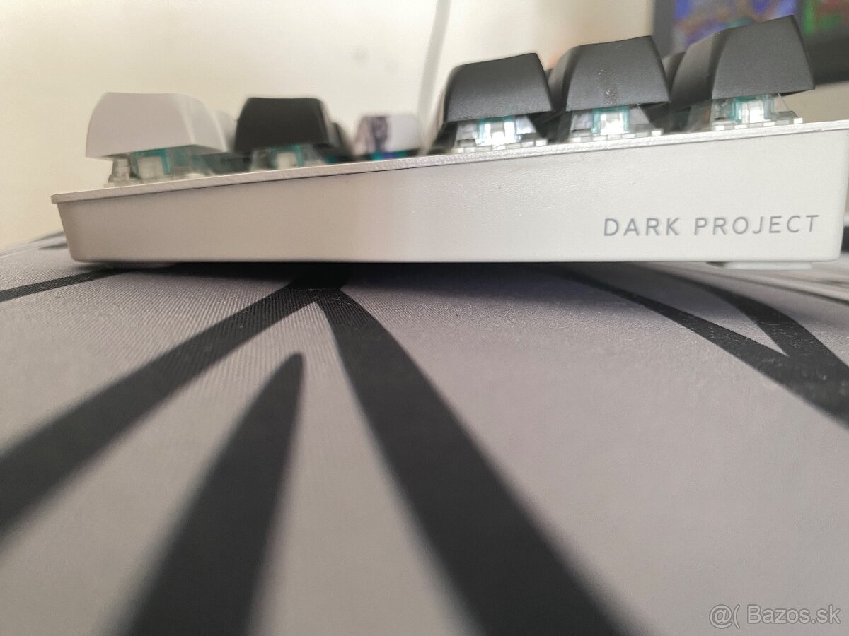 Predám mechanickú klávesnicu Dark Project 87 Fuji. - 3