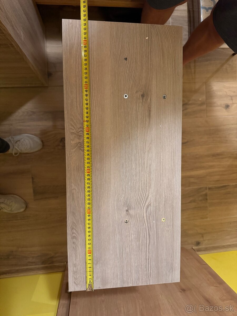 Polička so zrkadlom - 3