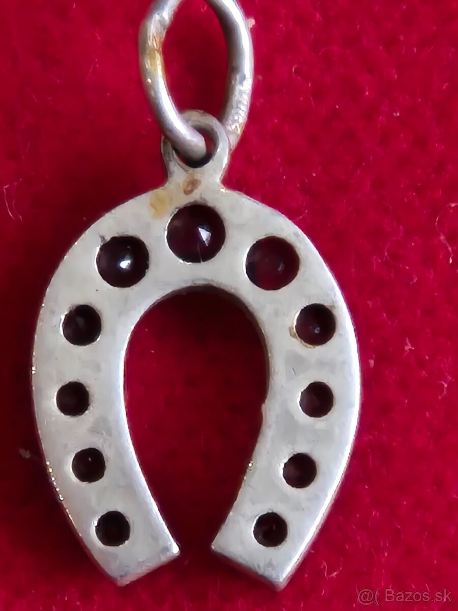 Podkov z cesky granat AG - 3