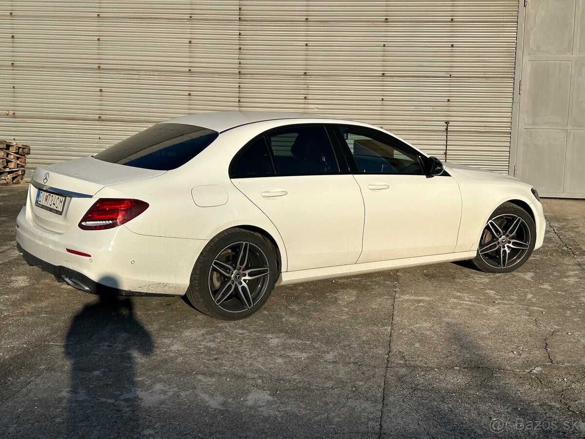 Mercedes Benz E200d , 12/2018 , 110kw , TOP Stav - 3