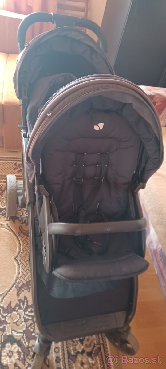 súrodenecký kočík - 3