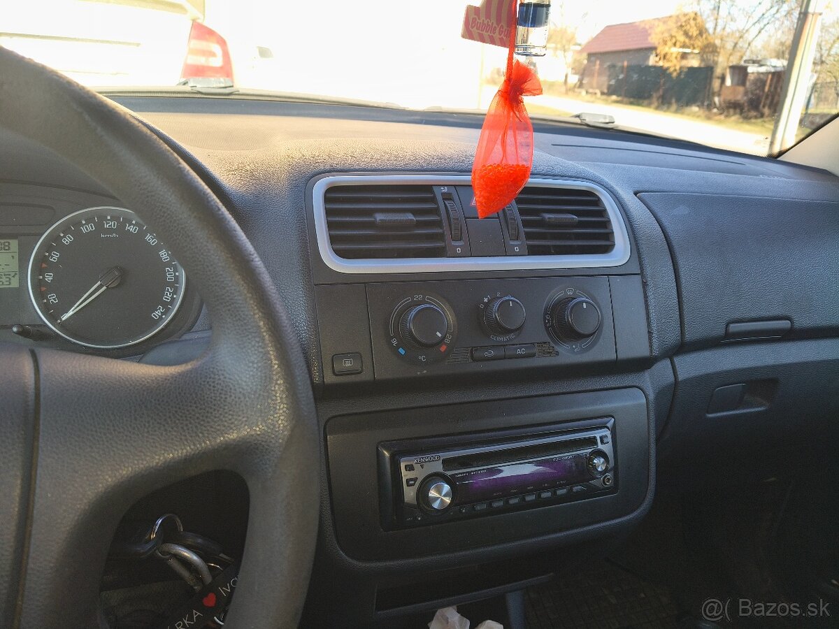 Predám alebo vymením 2 za 1 - 3