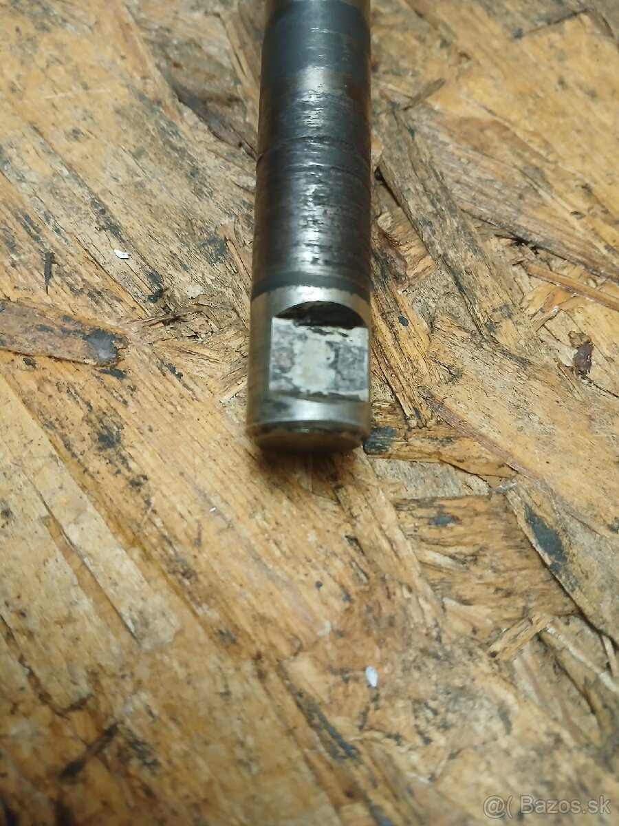 Babetta 210 hriadeľ šľapadiel - 3