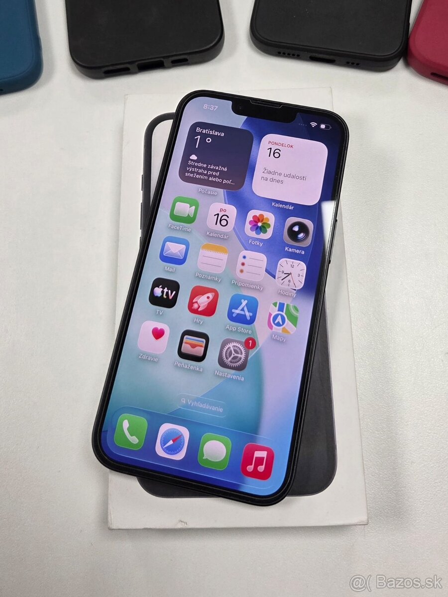 iPhone 16e 128GB - 3