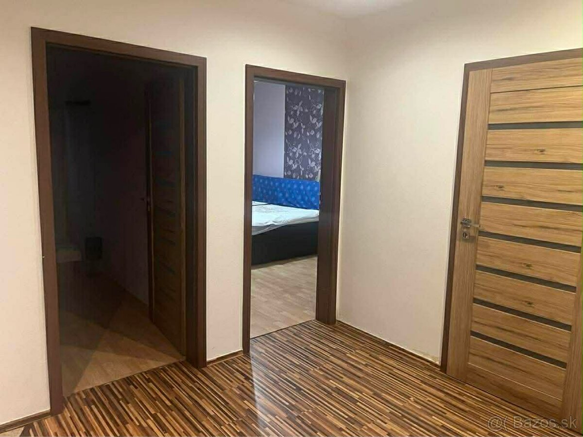 Prenajmem 3i byt - 3