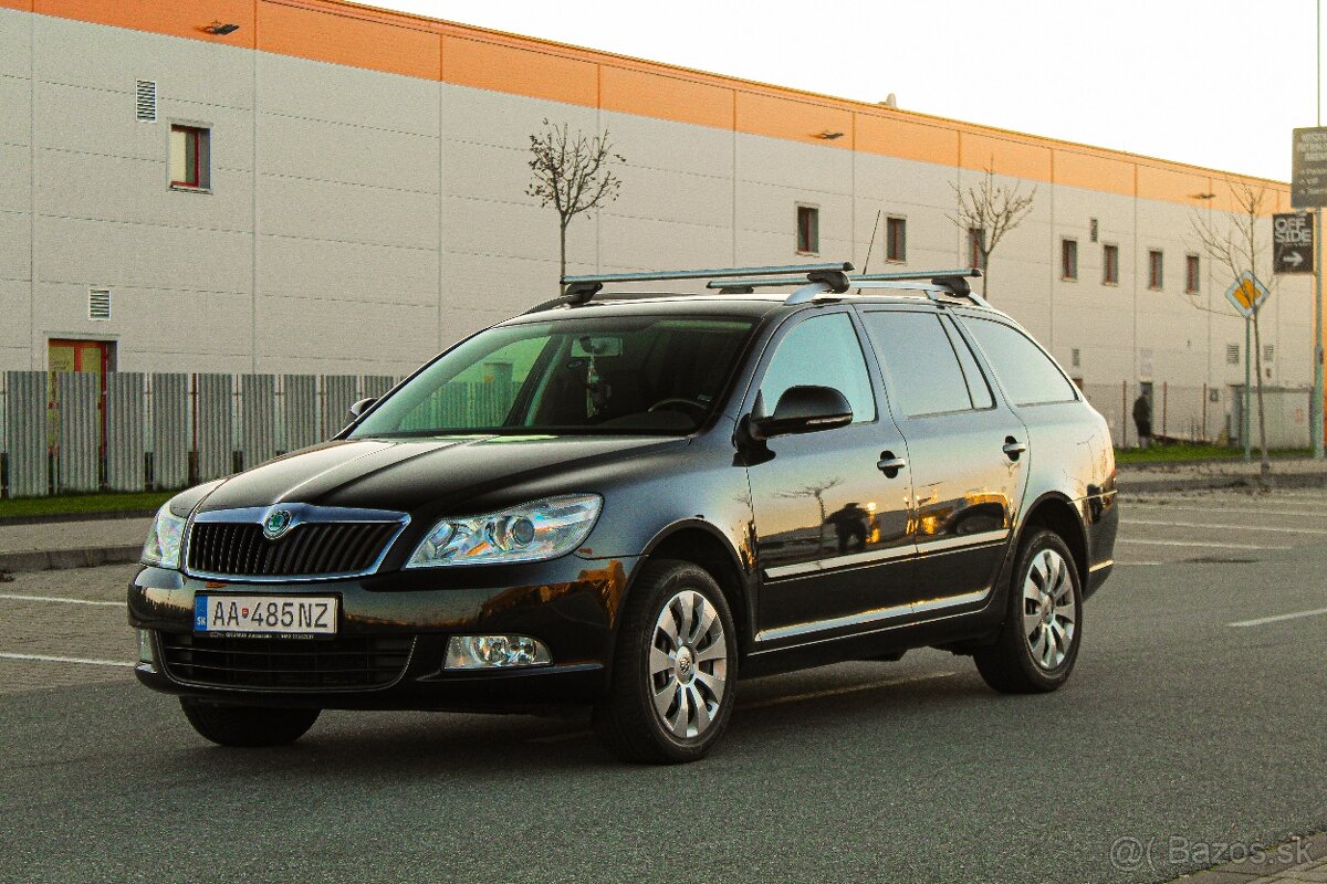 Škoda Octavia Combi 2.0 TDI 4x4 Elegance - 3