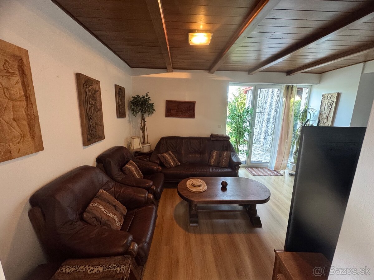 Predám dom s bazénom - 3