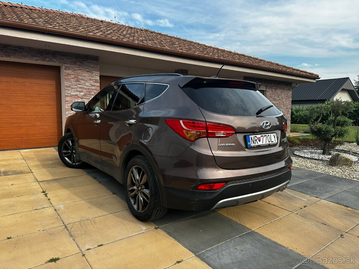 Hyundai Santa Fe - 3