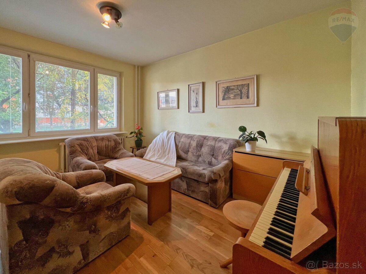 PREDAJ 4-izb. byt ul. Lúčna PRIEVIDZA - výhodná investícia - 3