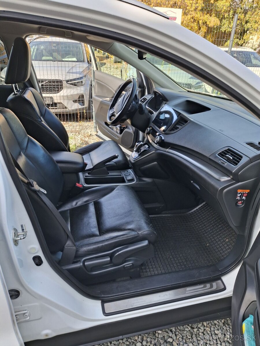 Honda CR-V, 1.6 i-DTEC, 4x4, automat, plná výbava Executive - 3