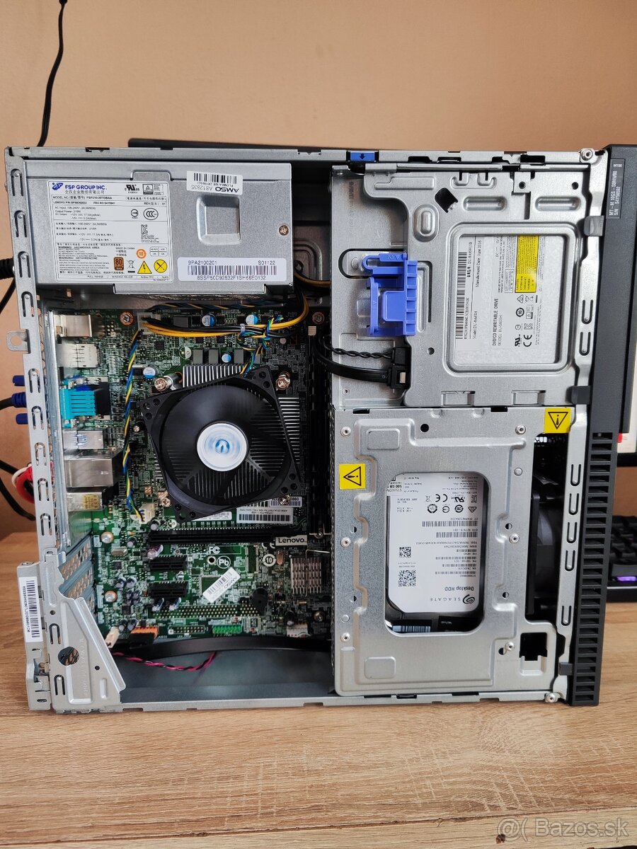 Predám Lenovo thinkcenter m - 3