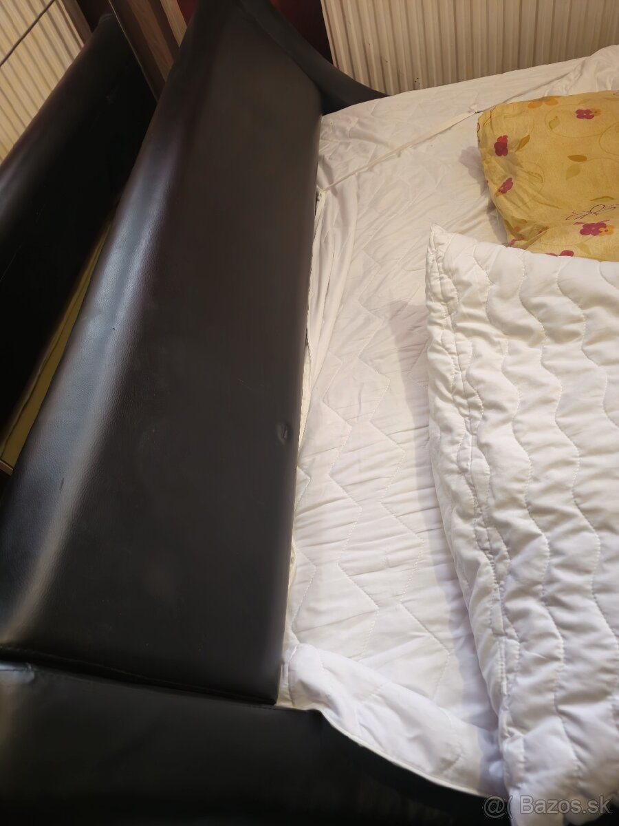 Kozenna postel - 3