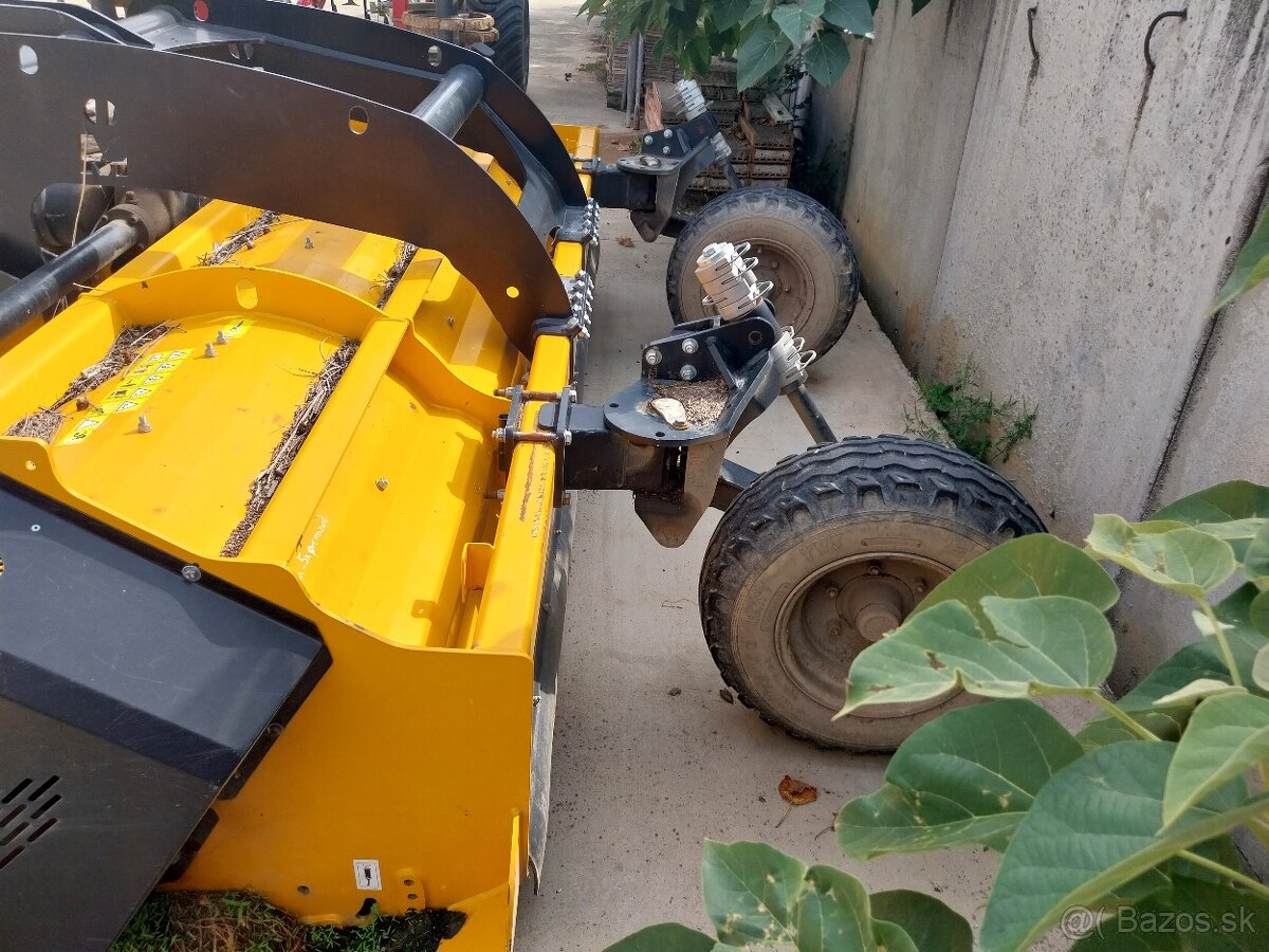 Mulčovač MUTHING 330 - 3