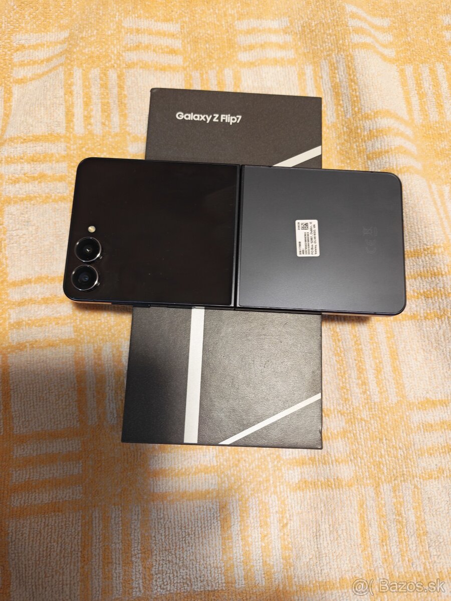 samsung galaxy z flip7 jetblack - 3