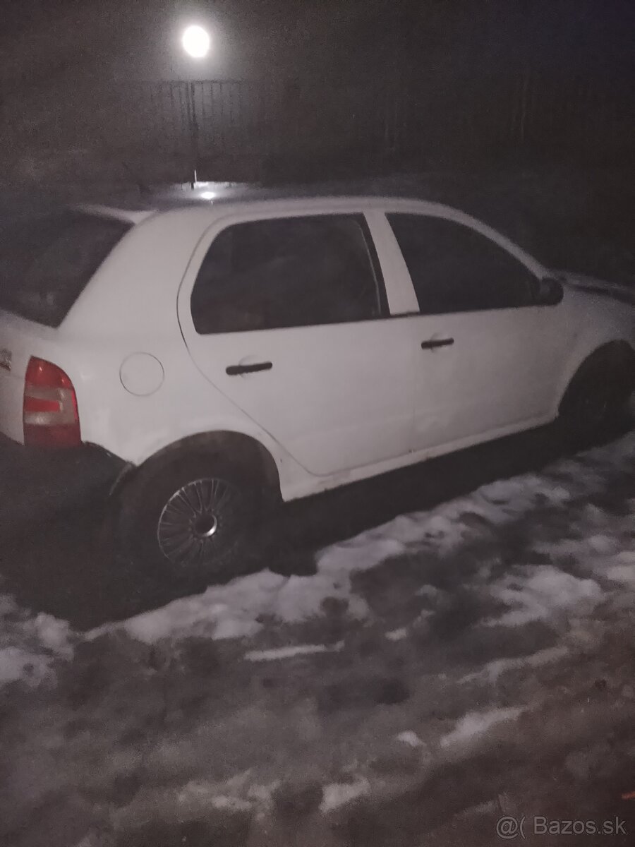 Škoda Fabia.1.2 40kw - 3