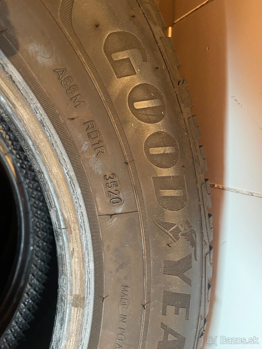 zimne pneumatiky 215/60r16 good year - 3