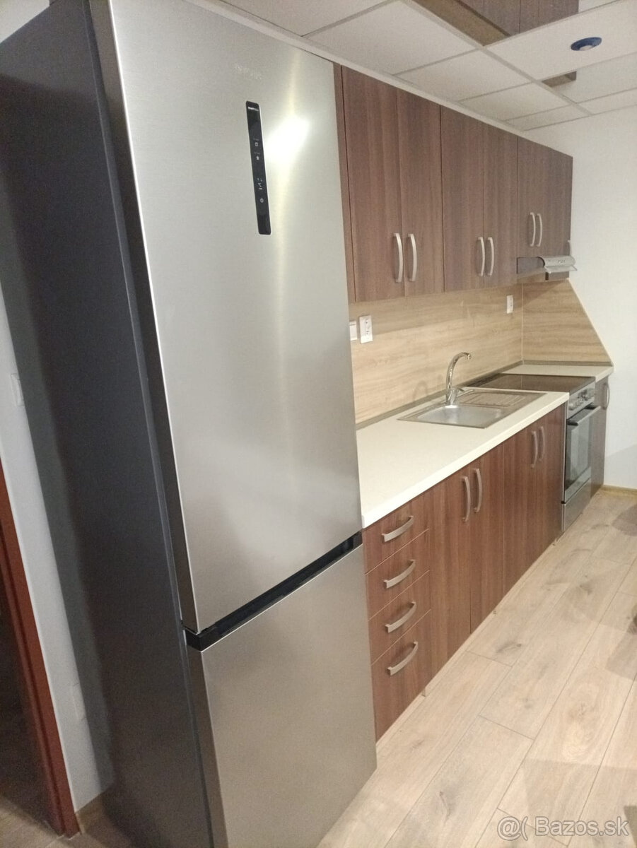 Prenájom nový 2- izbový byt - 50m2 - 3