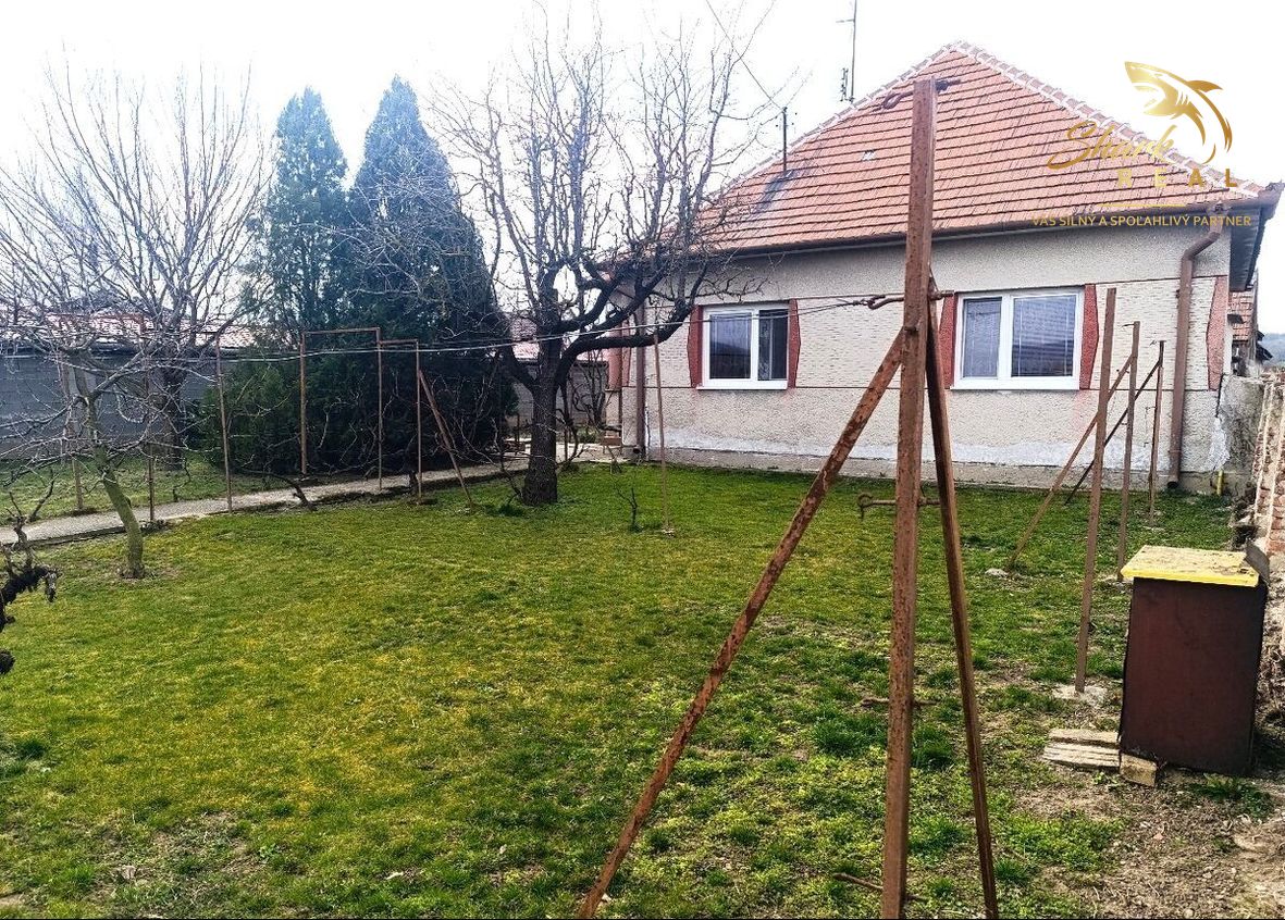 RODINNÝ DOM - HRUŠOVANY - 3