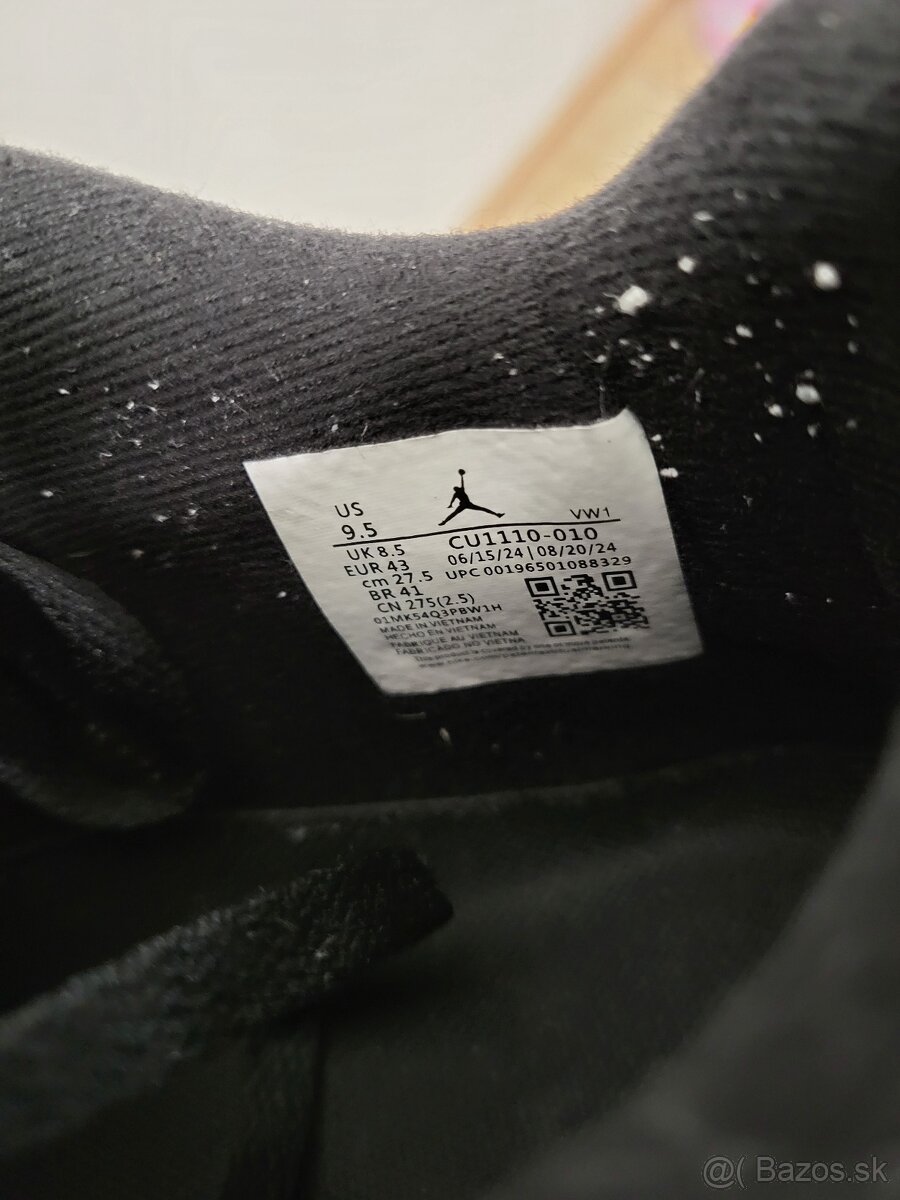 Nike Air Jordan 4 Black Cat - 3