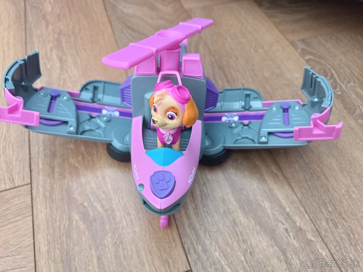 Autá Lapková patrala aj s postavičkami - 3