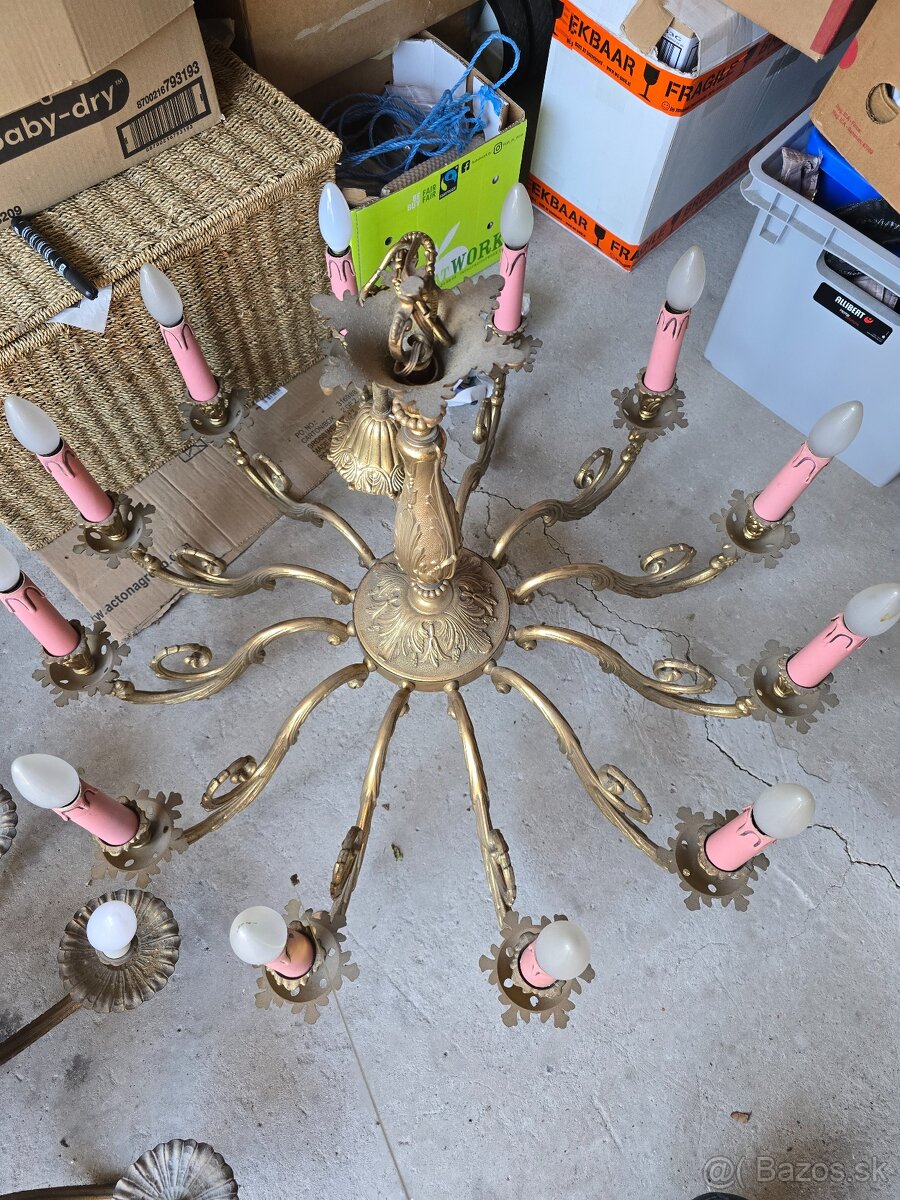 Dva broznove lustre, Pozrite si fotky - 3