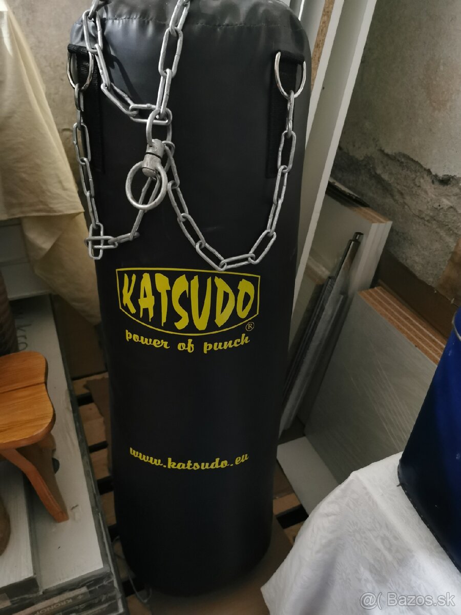 Predám boxovacie vreco + príslušenstvo. - 3