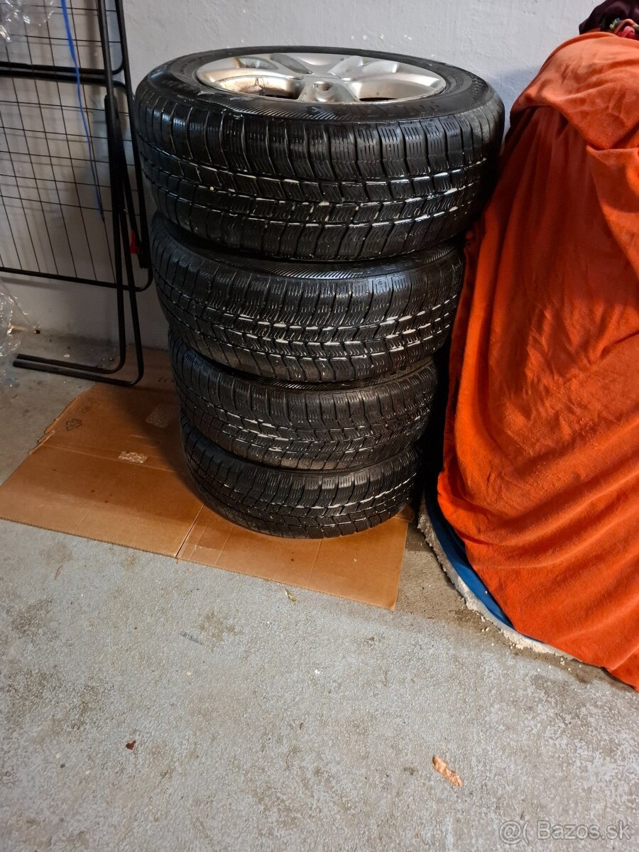 Predam pneu BARUM POLARIS R15 196/65 - 3