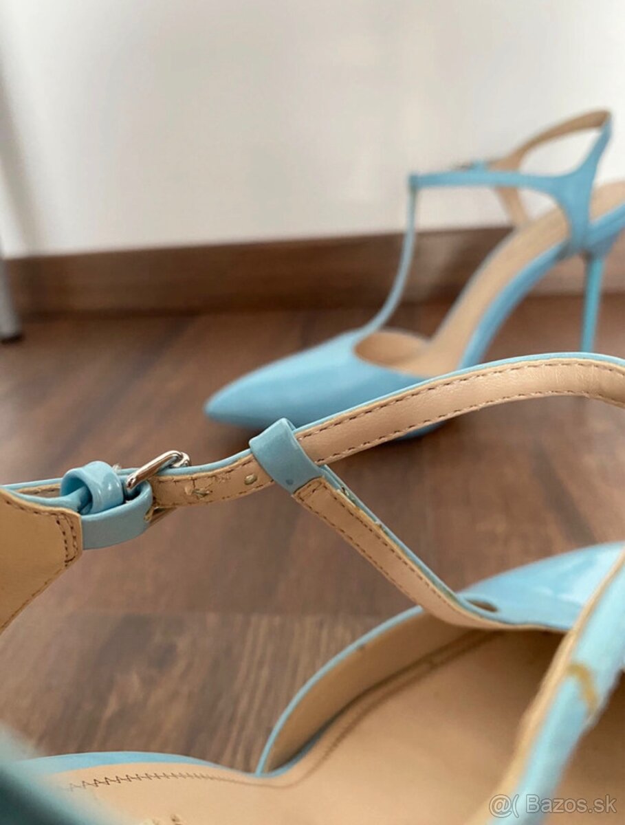 Zara modre lodicky - 3