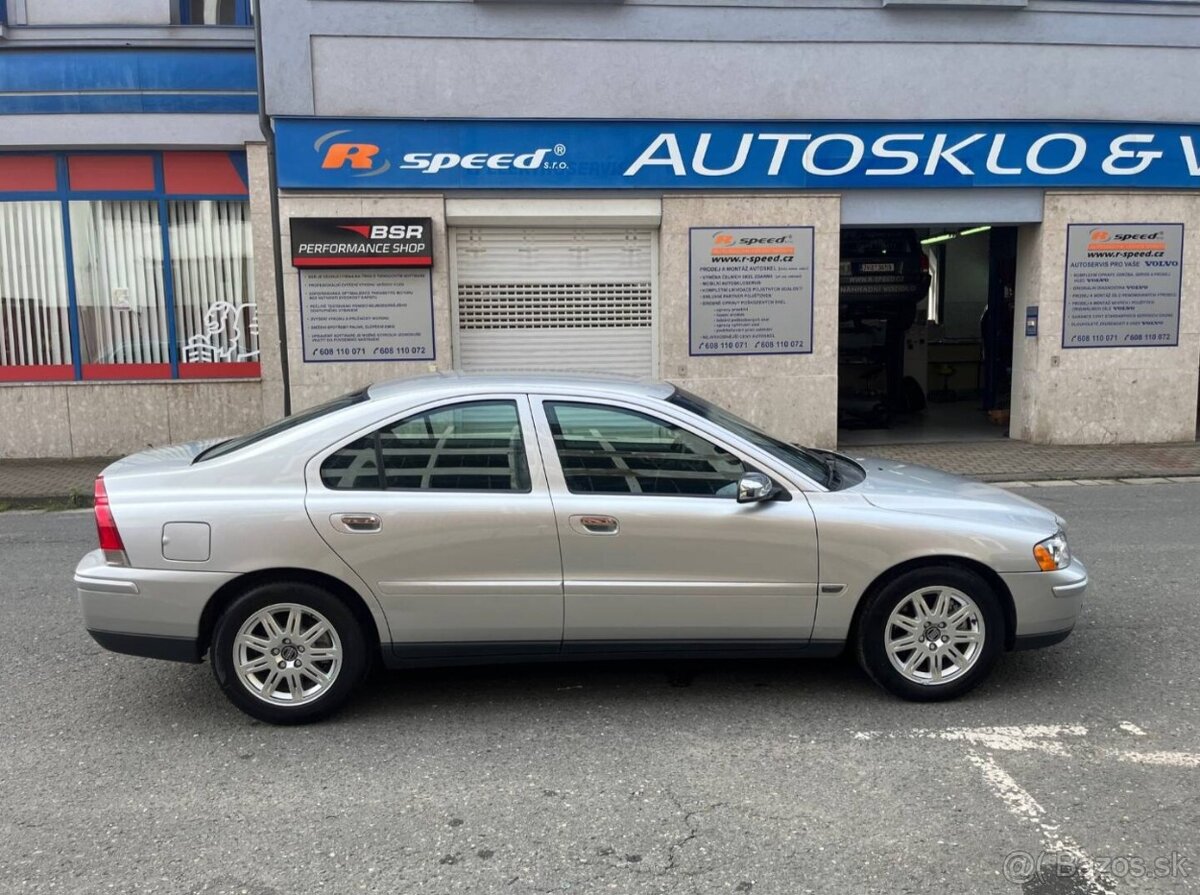 Volvo S60 2.5T 154kW Automat - 3