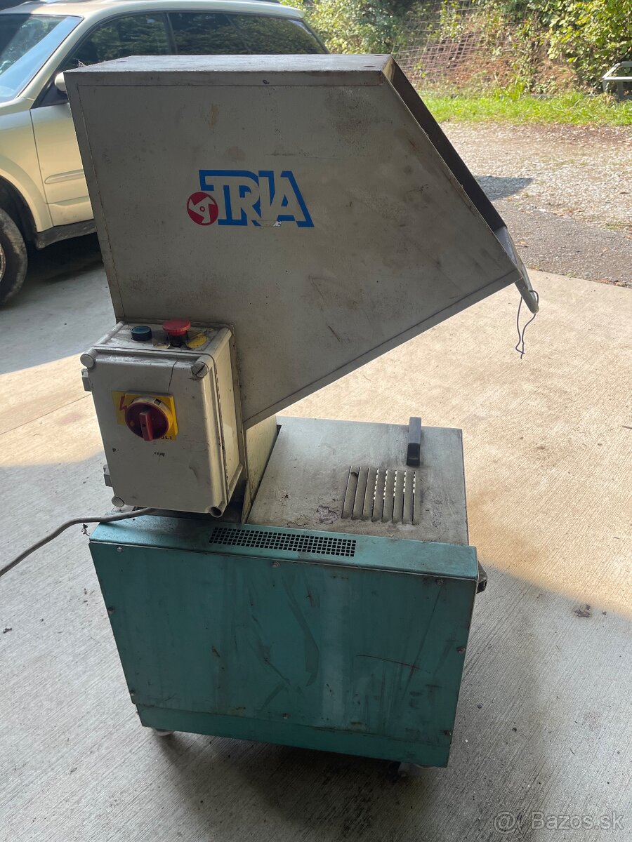 Drvič, Granulator , Rezaci Mlyn TRIA 22-18 BL-T - 3