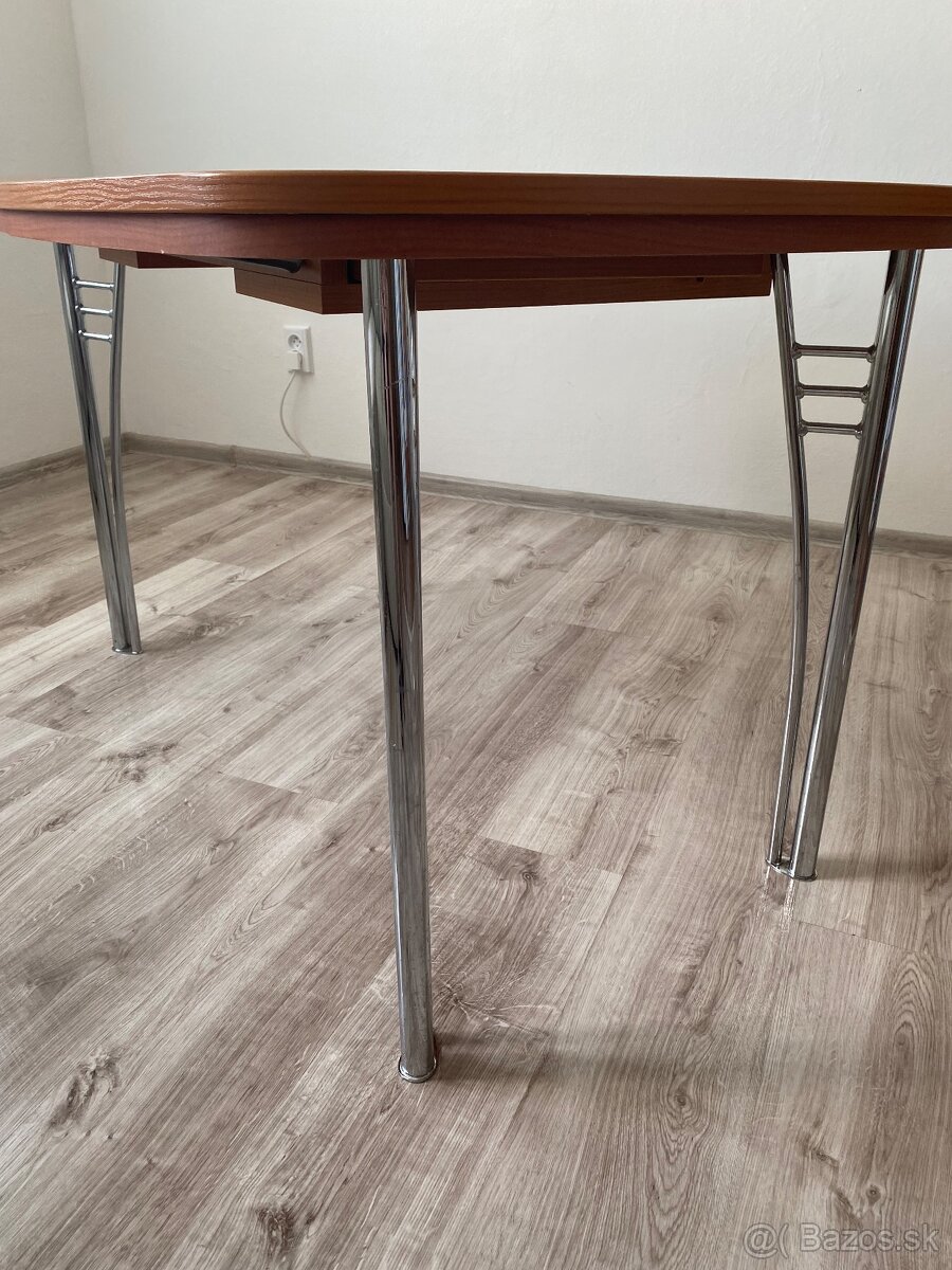 Predam kuchynsky rozkladaci stol - 3