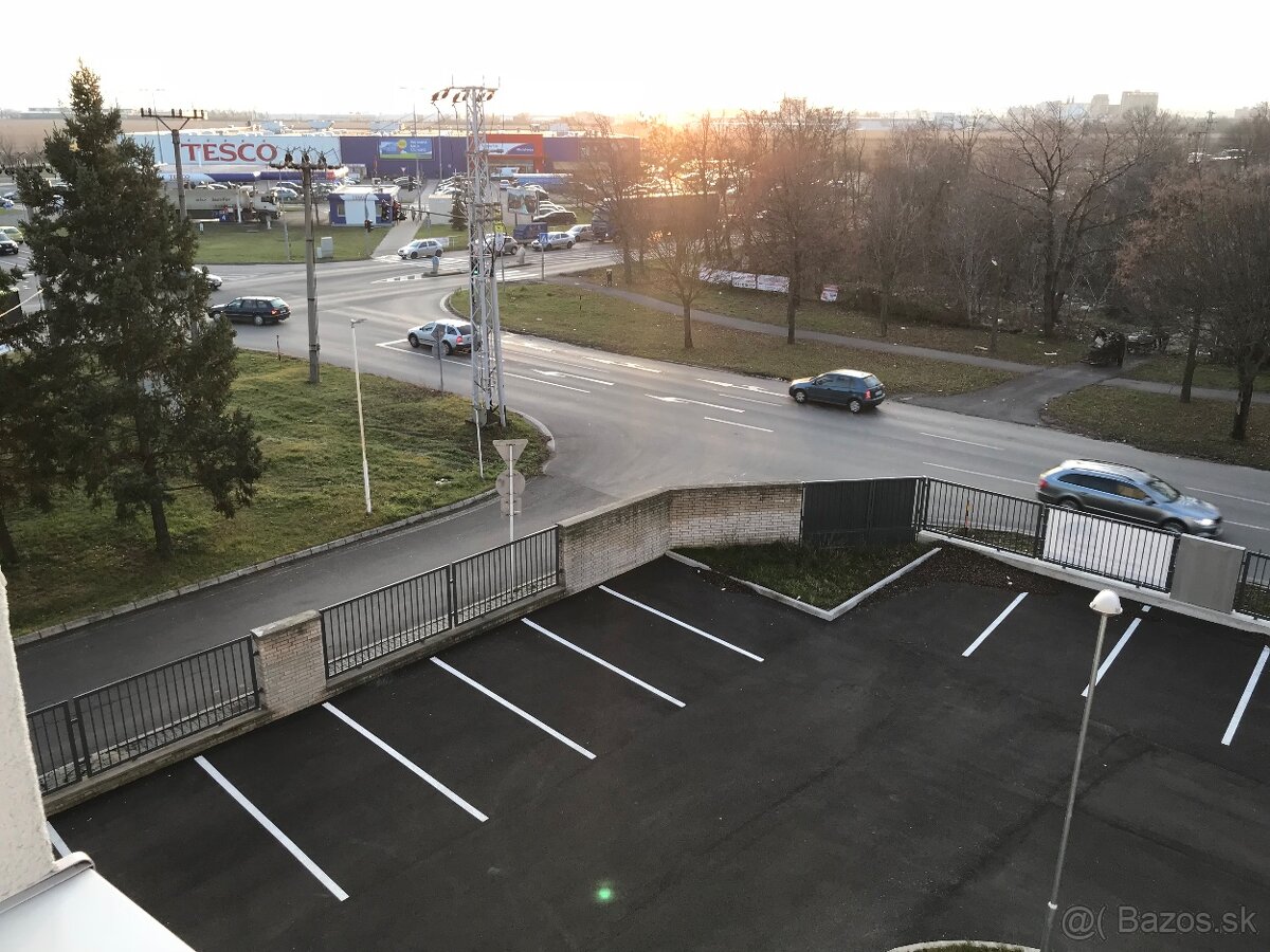 Prenajmem byt v Michalovciach - 3