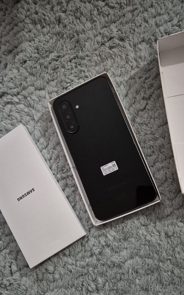 Predám novy samsung A 26 - 3