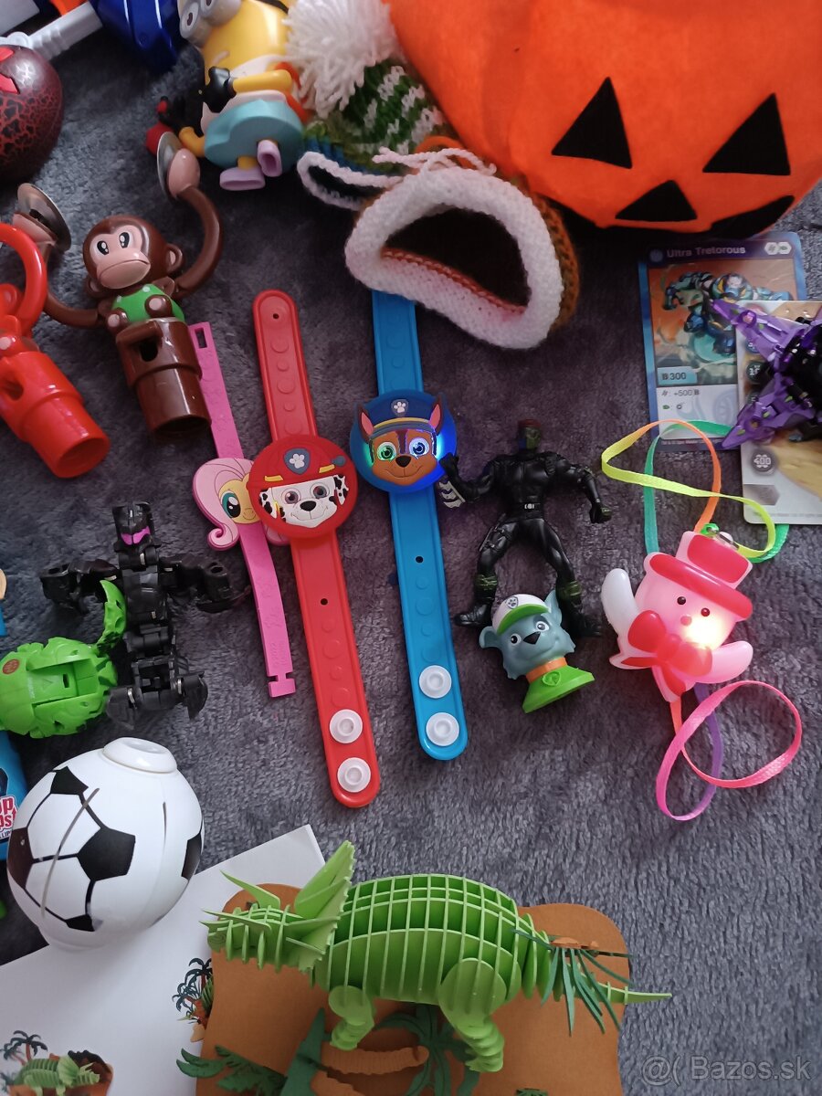 Mix hračiek a drobností - 3