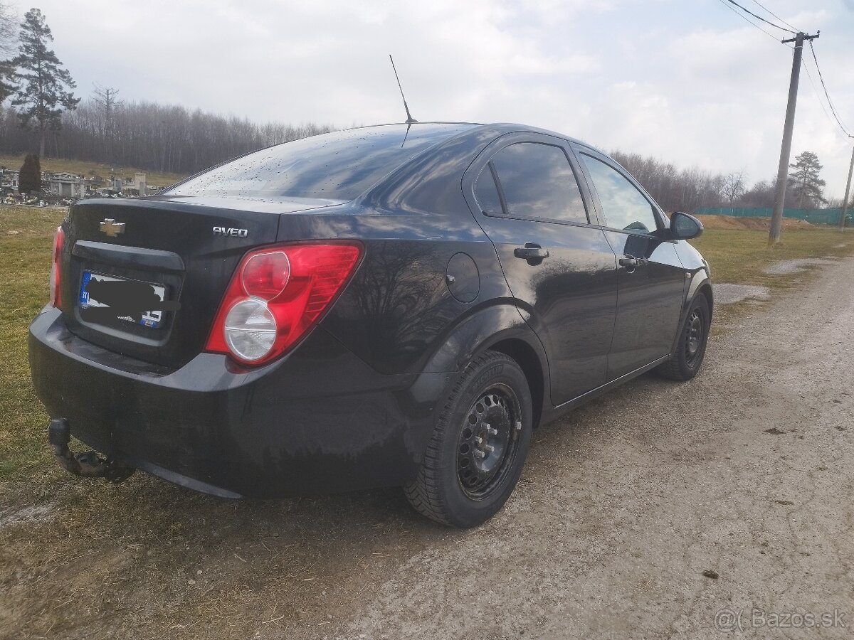 Chevrolet Aveo - 3