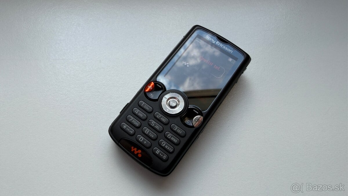 Sony Ericsson W810i - 3