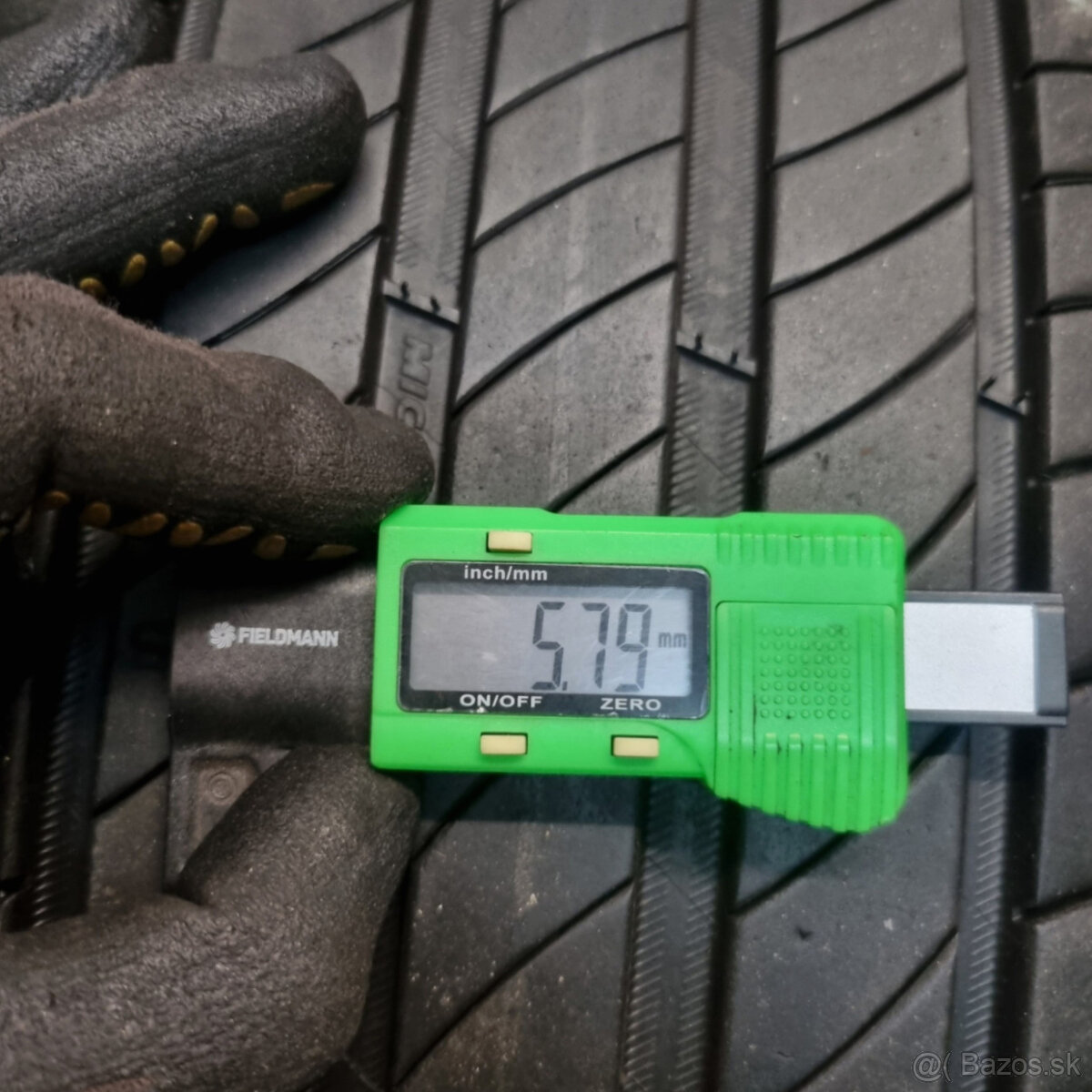 Letné pneumatiky 235/45 R20 MICHELIN - 3