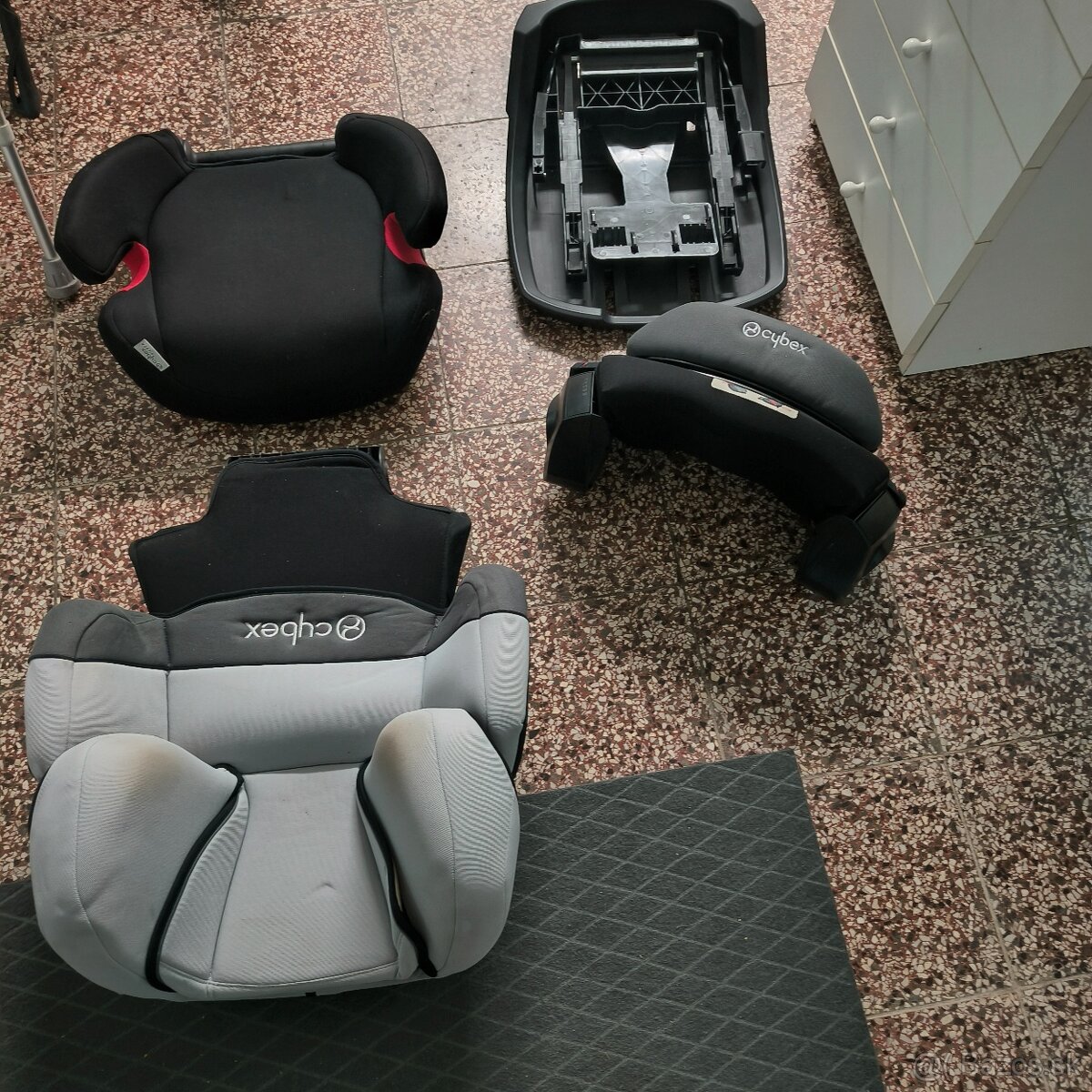 Autosedačka Cybex - 3