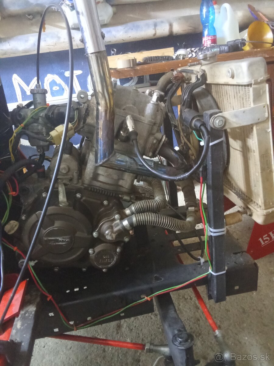 Predám motor oregon250 vodu chadeni plne pojazni