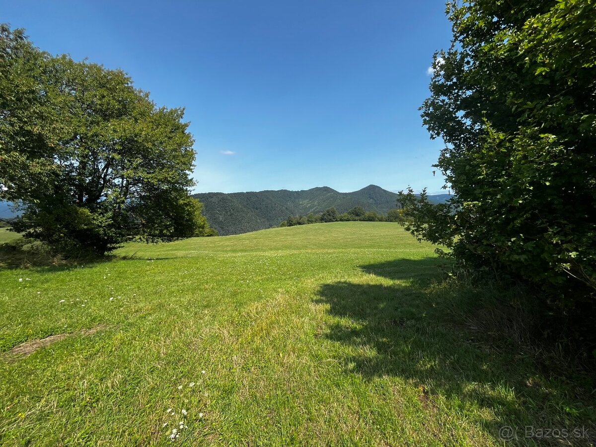 Miesto na chatu s väčšou výmerou uprostred samoty. - 3