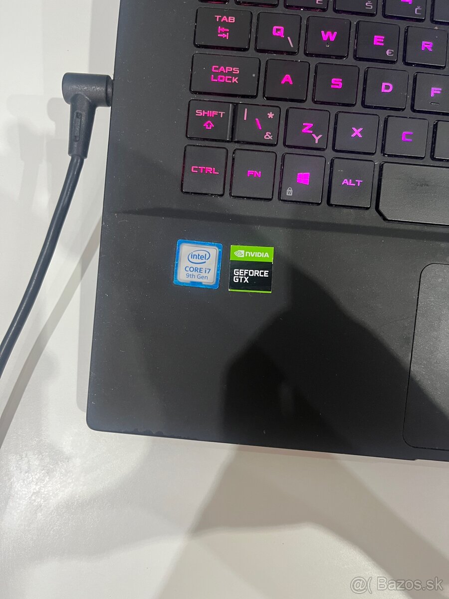 Asus ROG Zephyrus M GU502GU herny notebook - 3