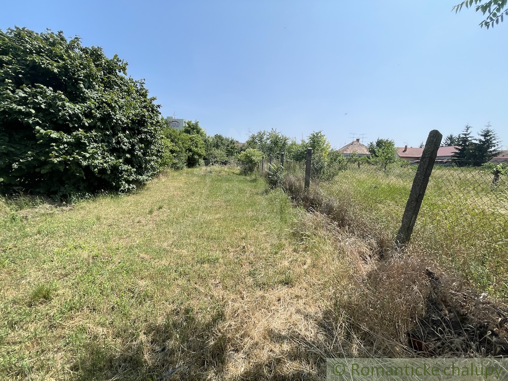 Skvelá investičná príležitosť - 30 árový stavebný pozemok - 3